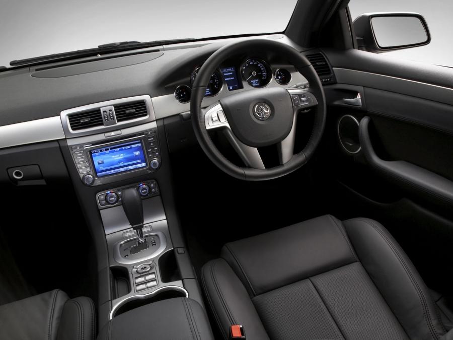 Holden Caprice V 2010 года  (фото 6 из 8)